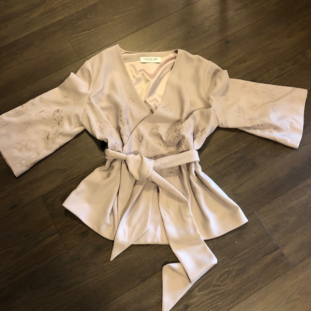 Kimono style Jacques Vert Embroidered lilac jacket